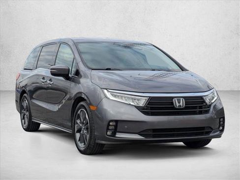 Certified 2022 Honda Odyssey Elite image 3