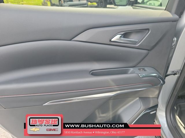 New 2026 Chevrolet Traverse RS w/ LPO, Floor Liner Package FWD image 16