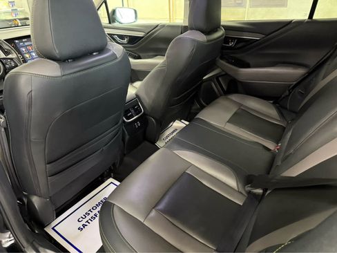 Used 2024 Subaru Outback Onyx Edition AWD/4WD image 24