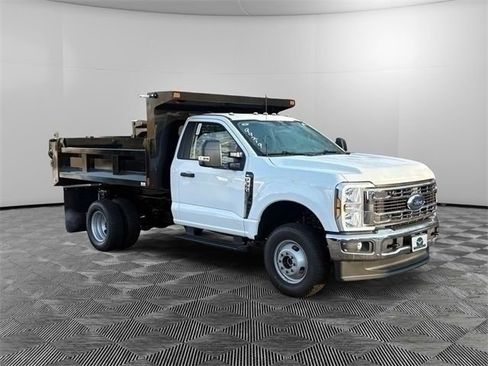 New 2026 Ford F350 XL w/ XL Chrome Package AWD/4WD image 7
