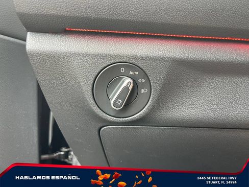 Used 2022 Volkswagen Jetta SEL FWD image 19