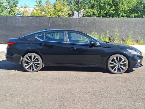 Used 2022 Nissan Altima 2.5 SR image 7