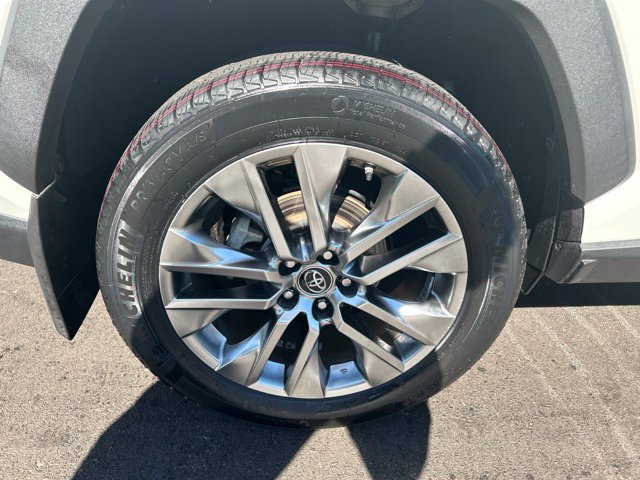 Used 2019 Toyota RAV4 Limited w/ Cold Weather Package AWD/4WD image 12