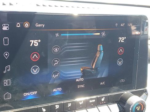 Used 2023 Chevrolet Colorado LT w/ LT Convenience Package III AWD/4WD image 15