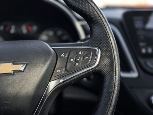 Used 2024 Chevrolet Malibu LT image 12