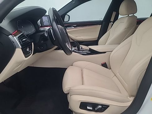 Used 2020 BMW 530i RWD image 23
