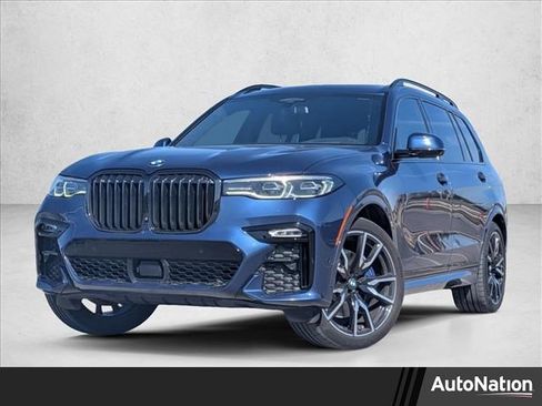 Used 2022 BMW X7 xDrive40i w/ M Sport Package image 1