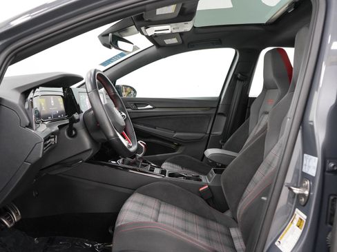 Used 2024 Volkswagen GTI SE FWD image 21