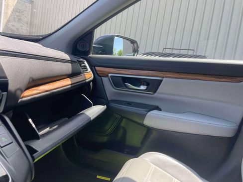 Used 2018 Honda CR-V Touring image 31