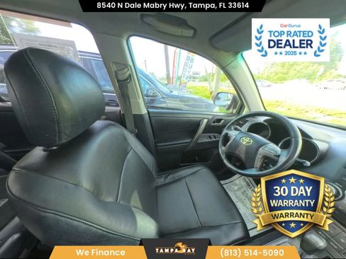 Used 2010 Toyota Highlander SE FWD image 21