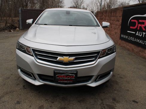 Used 2019 Chevrolet Impala LT FWD image 30