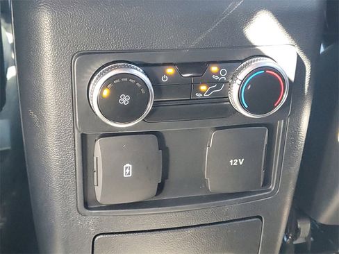 Used 2023 Ford Explorer ST-Line image 14