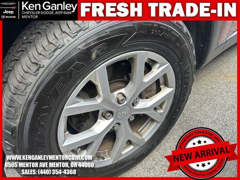 Certified 2021 Jeep Grand Cherokee L Limited AWD/4WD image 5
