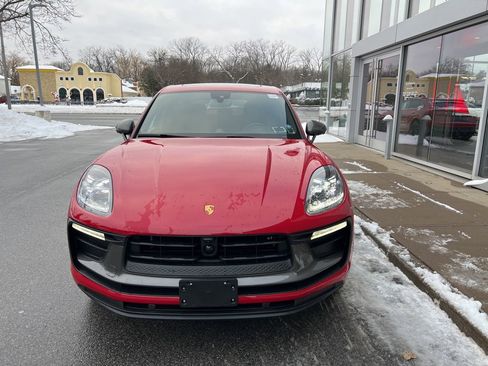 Used 2025 Porsche Macan Turbo image 58