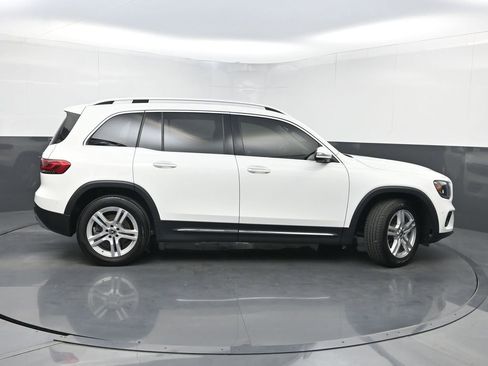 Used 2023 Mercedes-Benz GLB 250 4MATIC image 43