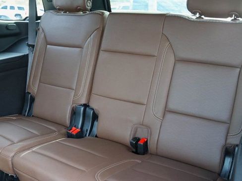 Used 2024 Chevrolet Tahoe High Country AWD/4WD image 20