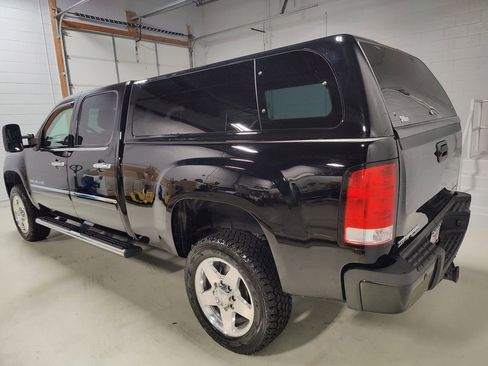 Used 2011 GMC Sierra 2500 Denali image 25