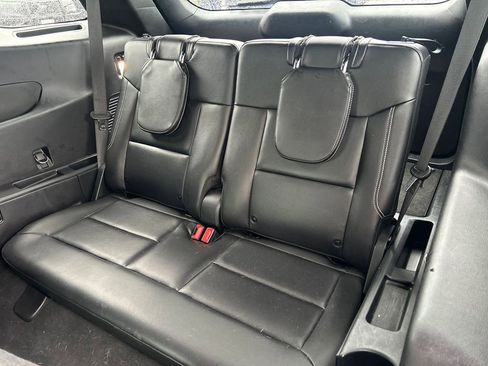 Used 2022 Ford Explorer ST w/ ST Street Pack AWD/4WD image 31