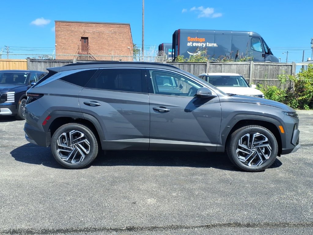 New 2026 Hyundai Tucson Limited AWD/4WD image 2