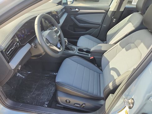 New 2026 Volkswagen Jetta SE image 12