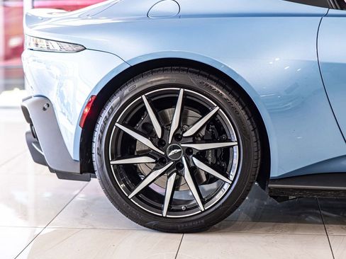 Used 2020 Aston Martin V8 Vantage Coupe RWD image 11