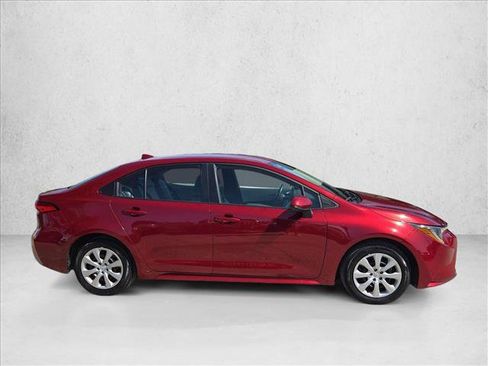 Used 2024 Toyota Corolla LE FWD image 4