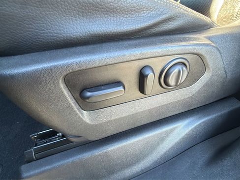 Used 2020 GMC Sierra 2500 Denali w/ Denali Ultimate Package image 12