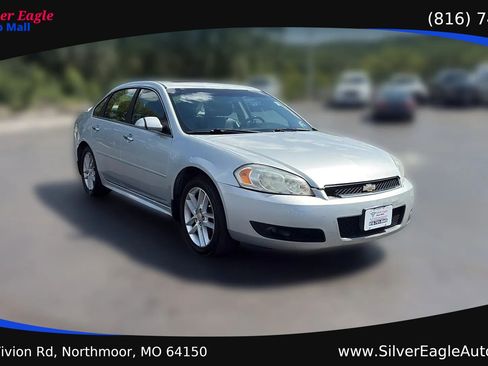 Used 2012 Chevrolet Impala LTZ FWD image 7