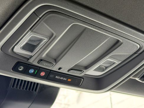 Used 2022 Chevrolet Silverado 1500 LT image 30