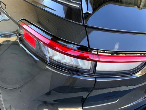 Used 2023 Jeep Grand Cherokee Limited w/ Luxury Tech Group II image 27