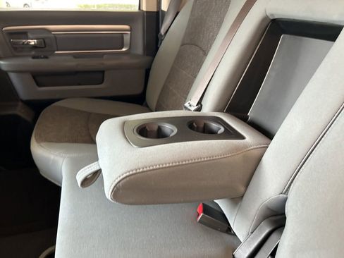 Used 2019 RAM 1500 Big Horn RWD image 39