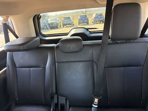 Used 2024 Ford Expedition Max XLT image 13