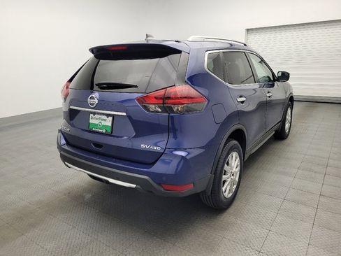 Used 2020 Nissan Rogue SV image 9