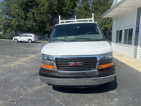 Used 2016 GMC Savana 2500 Extended w/ Chrome Appearance Package RWD image 2