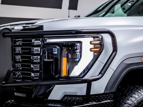 Used 2026 GMC Sierra 2500 Denali Ultimate AWD/4WD image 15