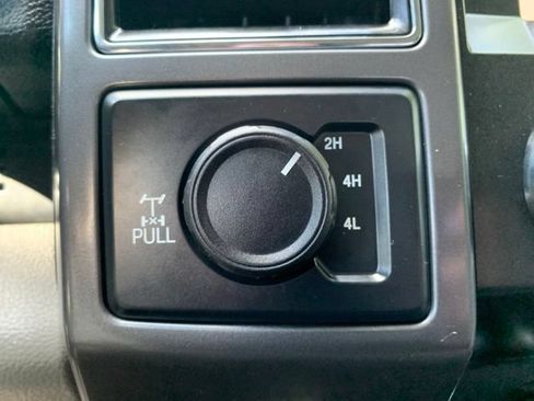 Used 2019 Ford F150 XLT w/ Equipment Group 302A Luxury AWD/4WD image 21