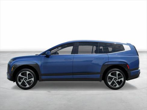 New 2026 Hyundai Ioniq 9 Limited image 3