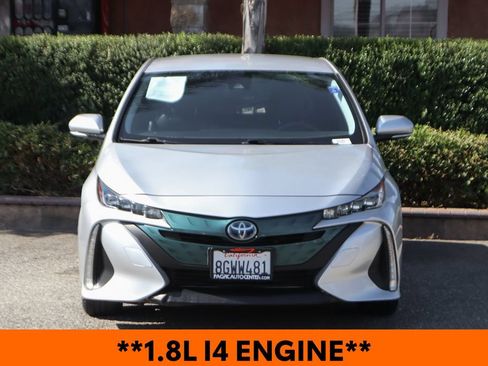 Used 2018 Toyota Prius Prime Premium w/ Carpet Mat Package FWD image 3