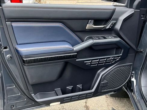 New 2026 Toyota 4Runner 4WD image 10