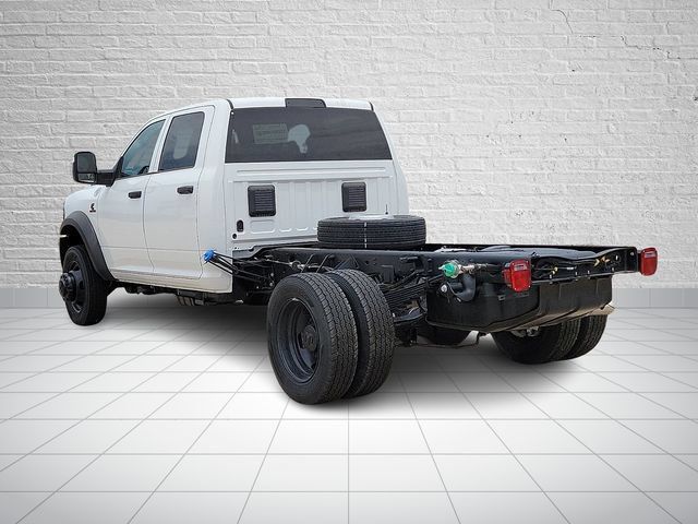 New 2026 RAM 5500 Tradesman AWD/4WD image 3