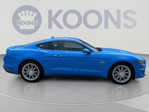 Used 2022 Ford Mustang GT Premium w/ Equipment Group 401A RWD image 8