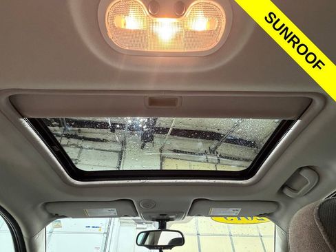 Used 2013 Chevrolet Impala LT w/ LT Sunroof Package FWD image 2
