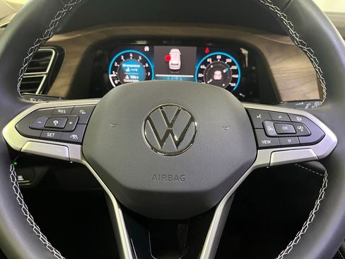 New 2026 Volkswagen Atlas SE image 17