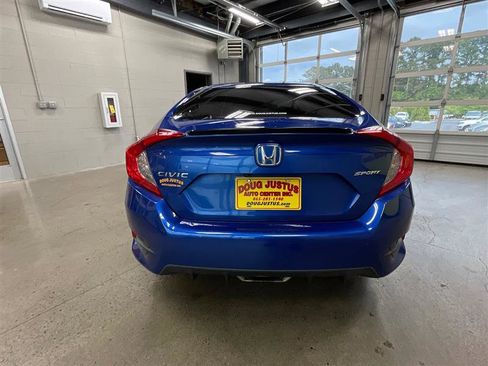 Used 2021 Honda Civic Sport image 4