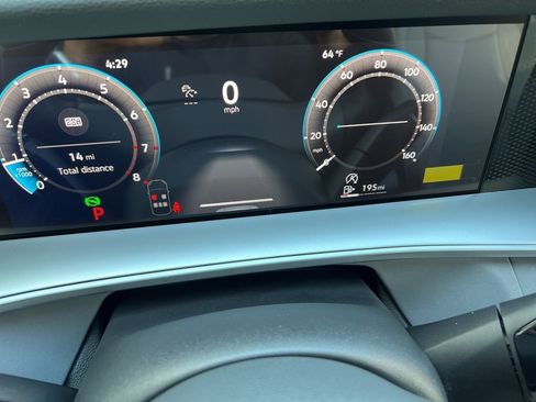 New 2026 Volkswagen Tiguan SE R-Line image 16