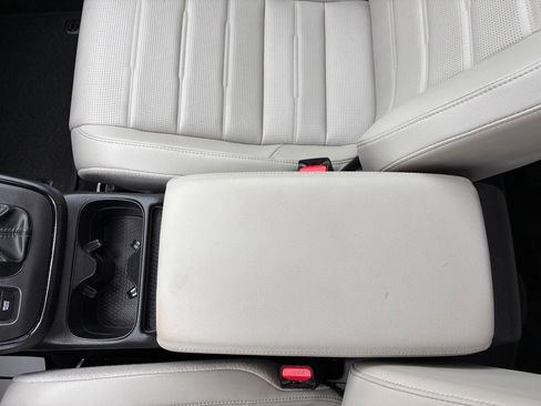 Used 2023 Honda CR-V EX-L image 34