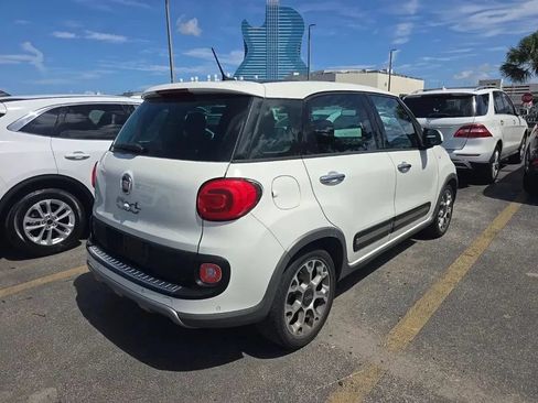 Used 2014 FIAT 500L Trekking w/ Popular Equipment Group FWD image 2