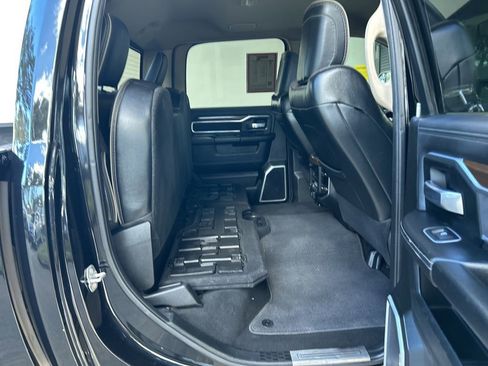 Used 2022 RAM 3500 Laramie w/ Max Tow Package image 26