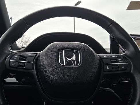 Used 2024 Honda Accord Sport image 25