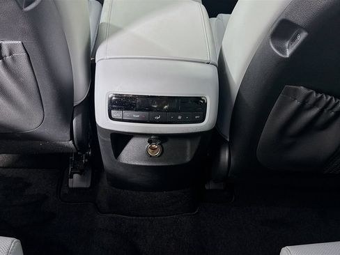 Used 2024 Hyundai Palisade SEL FWD image 27